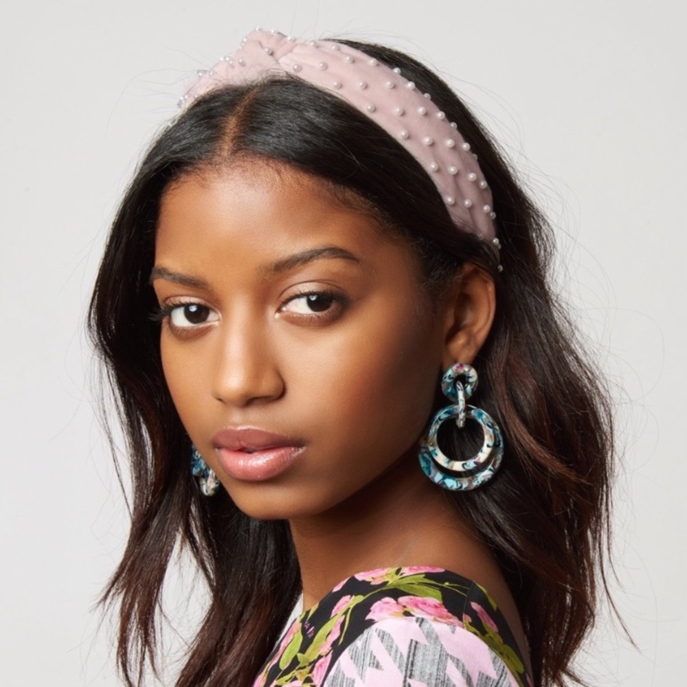 NWT Lele Sadoughi Petite Velvet Knot Blush Pink Headband Pearls Dustbag